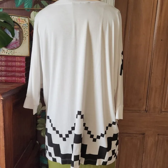 KAREN BY KAREN KANE High Low Top Size Medium - Picture 6 of 11